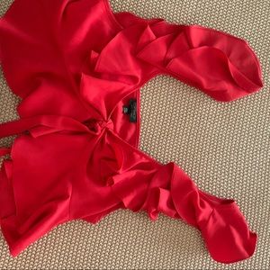 Crop top. Top shop brand. Tie in the front